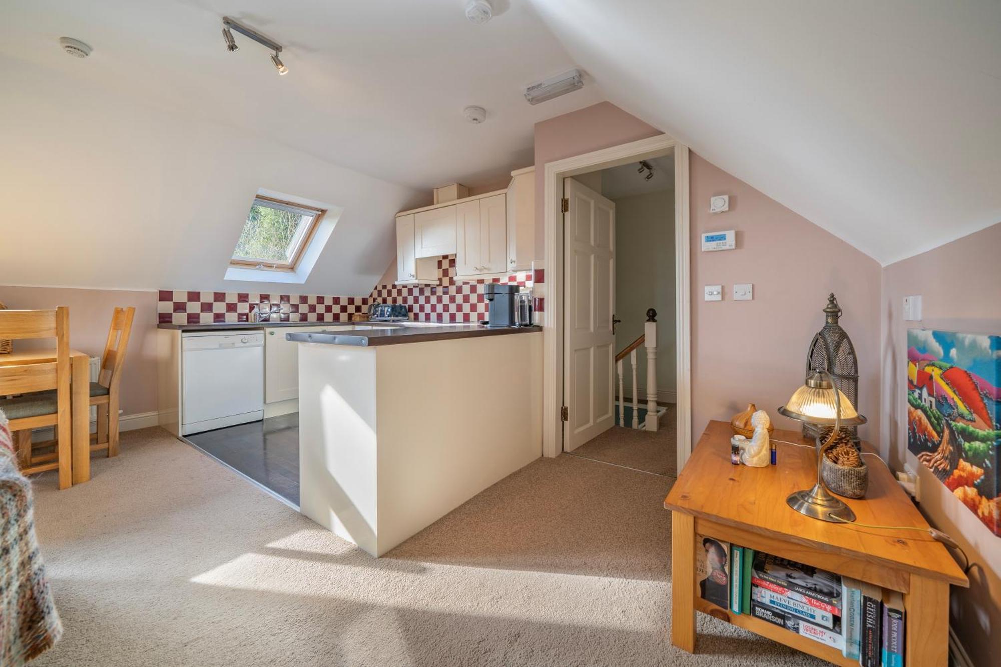 The Bird House - Coastal Lodge In Lovely Forest Setting Nr. Kinsale Cork Exteriör bild